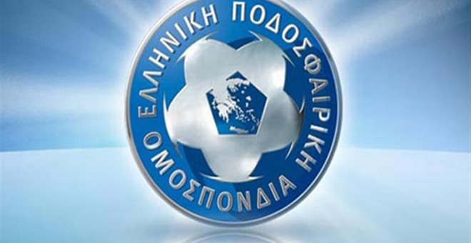 Έφιππη αστυνομία και εκπαιδευμένα σκυλιά προτείνει η ΕΠΟ!