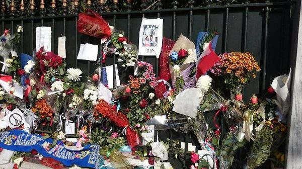 Επιστολή αλληλεγγύης της Ομοσπονδίας στη Γαλλική πρεσβεία.