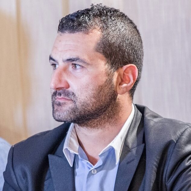 Παρέμβαςη του Παπαδάκη Θεόφιλου στο kafritsa.gr για τα πλαστά πτυχία